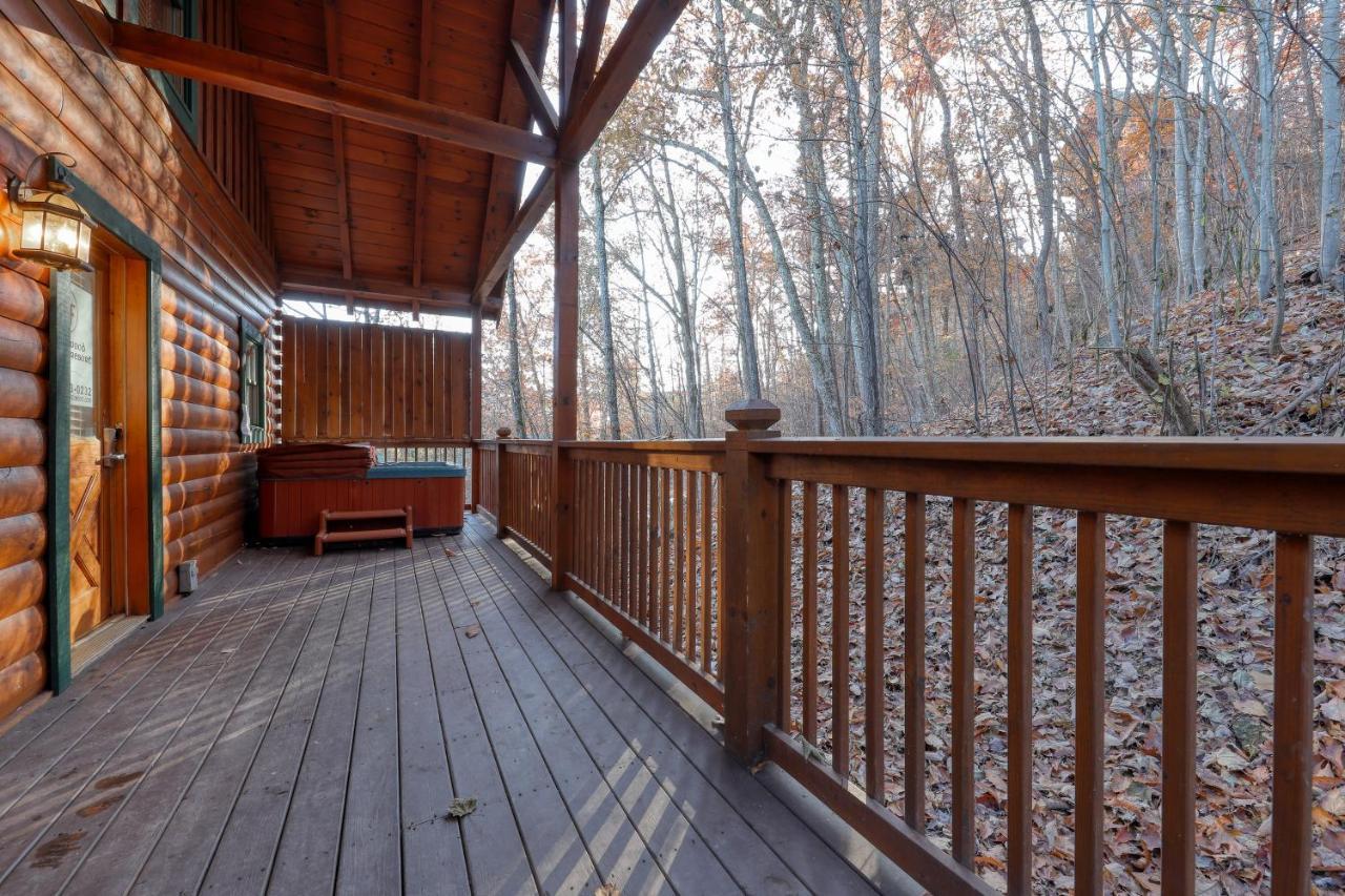 Elegant Escape Villa Pigeon Forge Bagian luar foto